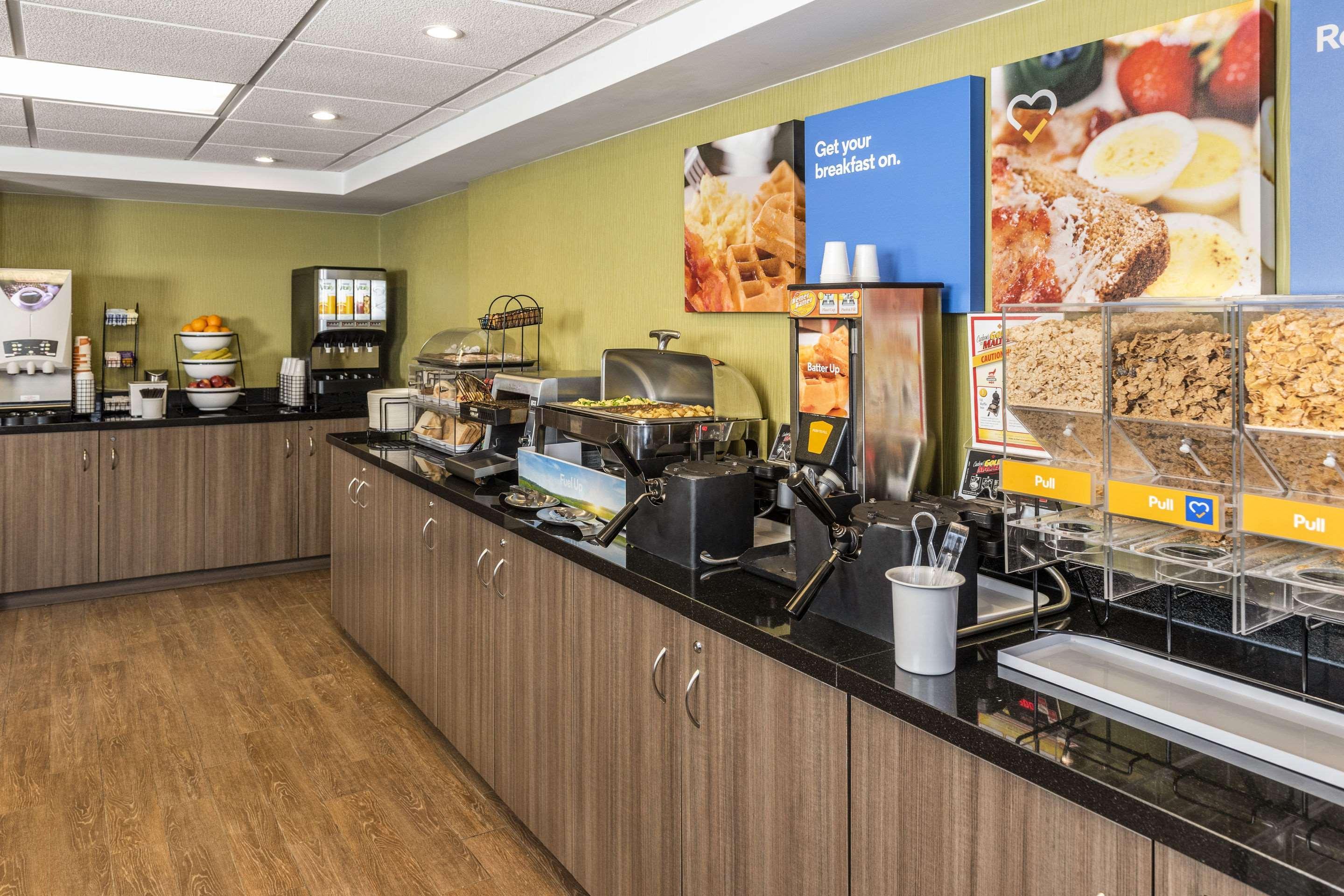 Comfort Inn Едмундстон Екстер'єр фото