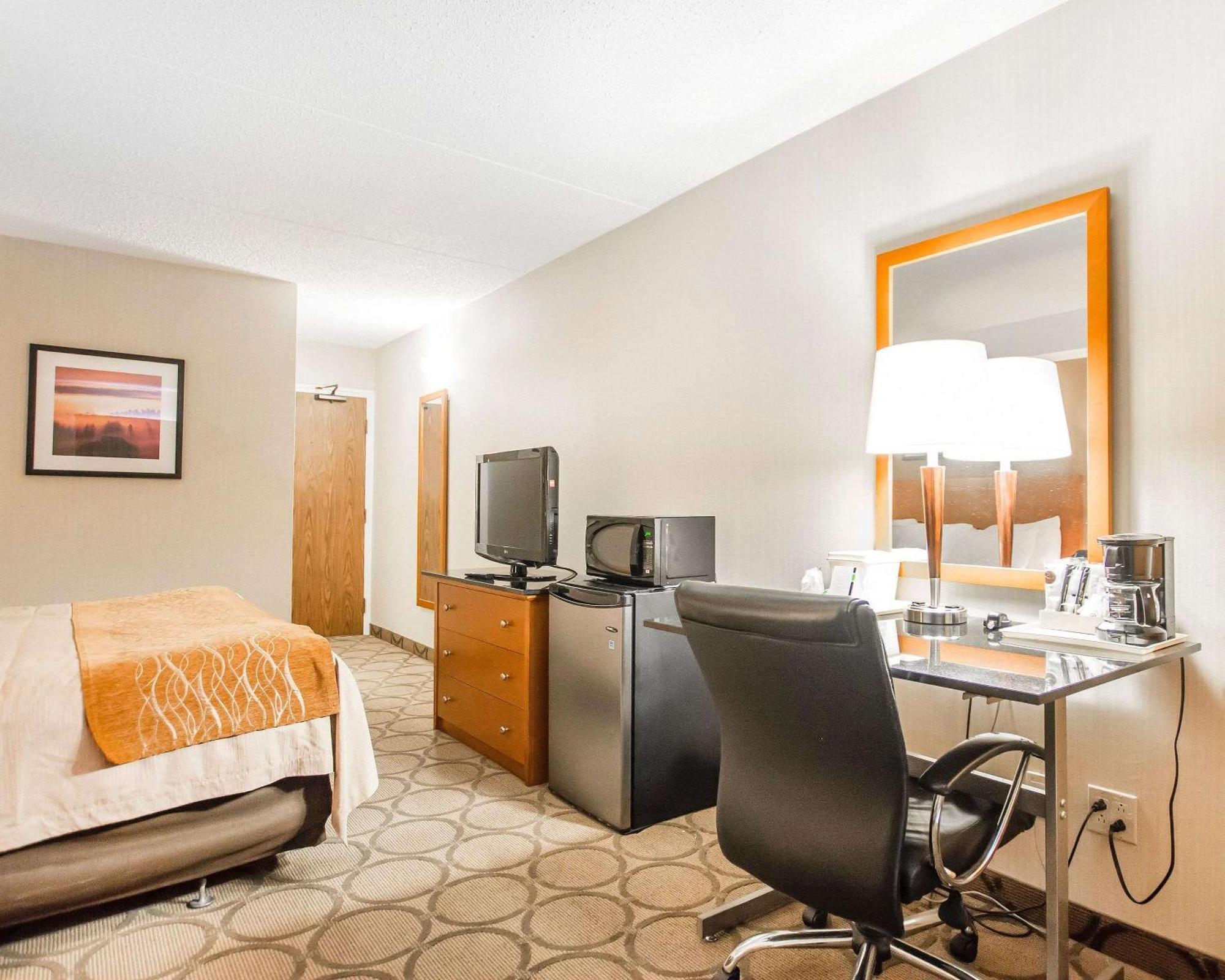 Comfort Inn Едмундстон Екстер'єр фото